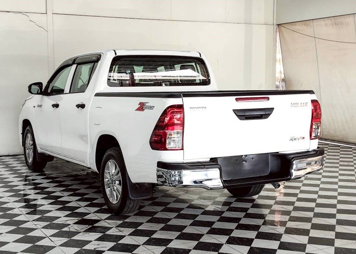 Used 11
                    TOYOTA
                     for Sale Image