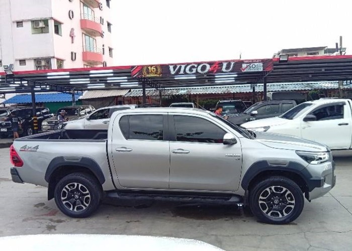 Used 9
                    TOYOTA
                     for Sale Image