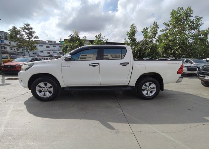 Used 5
                    TOYOTA
                     for Sale Image
