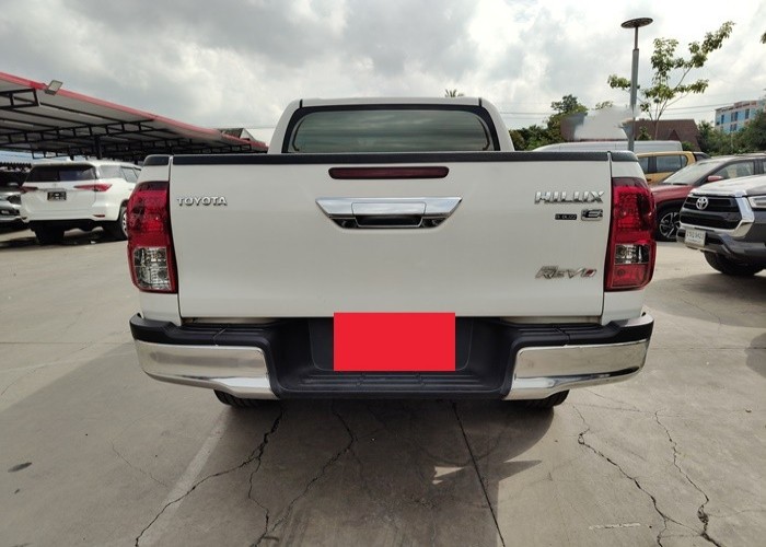 Used 5
                    TOYOTA
                     for Sale Image