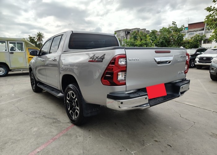 Used 8
                    TOYOTA
                     for Sale Image