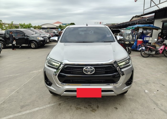 Used 8
                    TOYOTA
                     for Sale Image