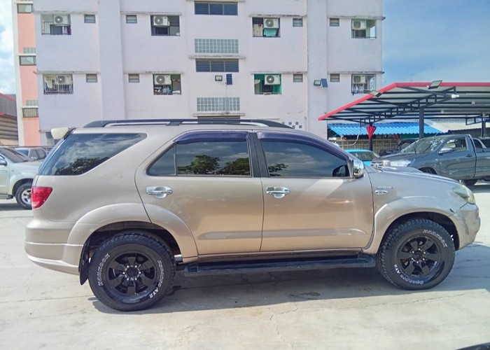 Used 5
                    TOYOTA
                     for Sale Image