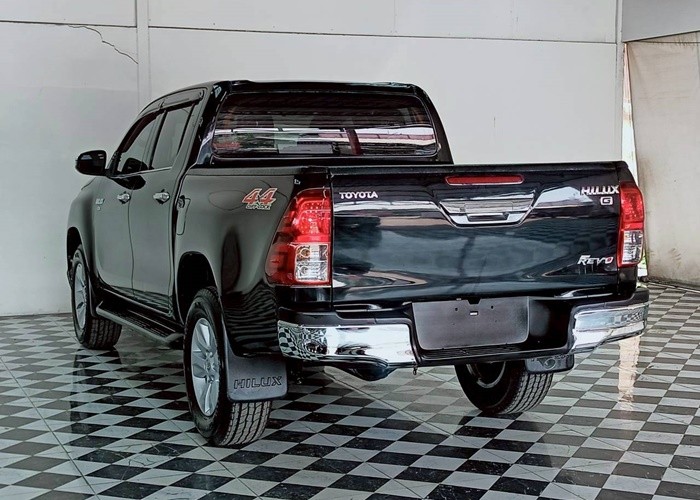 Used 5
                    TOYOTA
                     for Sale Image