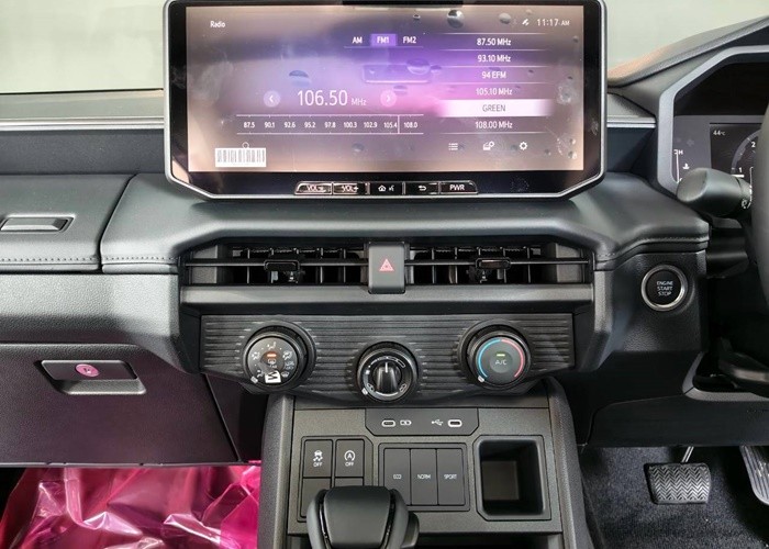 Used 7
                    TOYOTA
                     for Sale Image