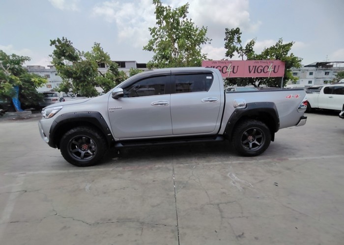 Used 10
                    TOYOTA
                     for Sale Image