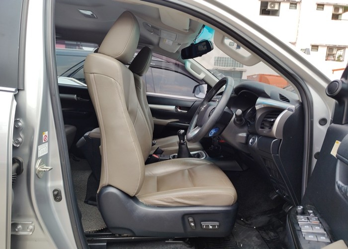 Used 10
                    TOYOTA
                     for Sale Image