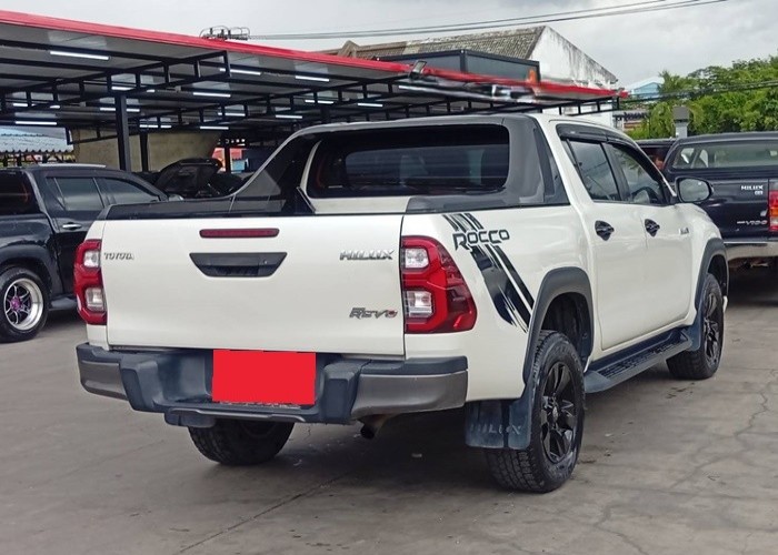 Used 4
                    TOYOTA
                     for Sale Image