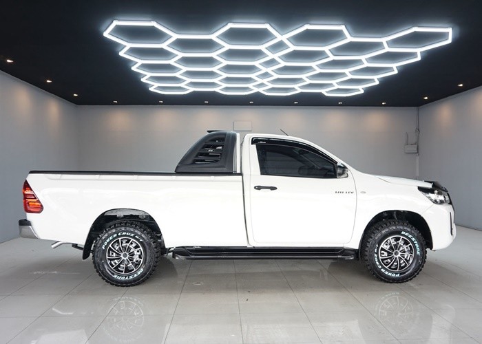 Used 5
                    TOYOTA
                     for Sale Image