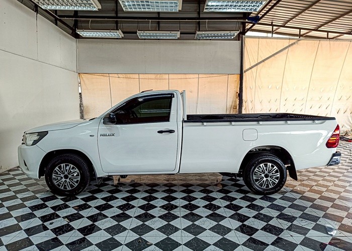 Used 5
                    TOYOTA
                     for Sale Image