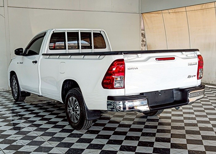 Used 5
                    TOYOTA
                     for Sale Image