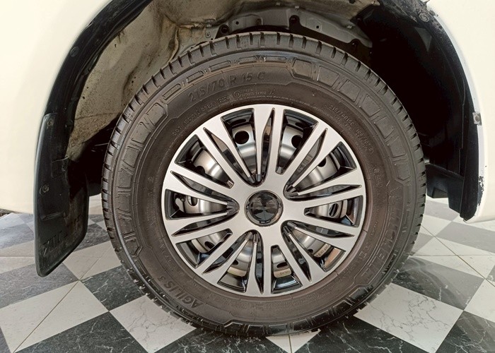 Used 5
                    TOYOTA
                     for Sale Image