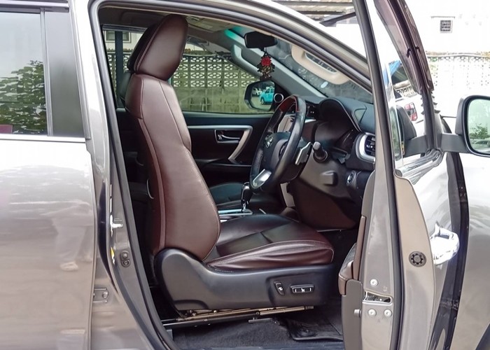 Used 7
                    TOYOTA
                     for Sale Image
