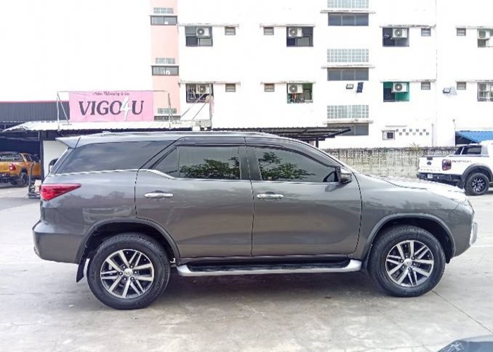 Used 7
                    TOYOTA
                     for Sale Image