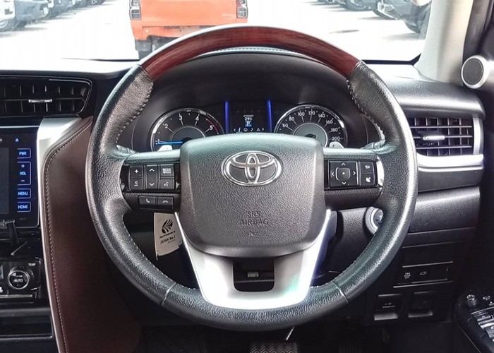 Used 7
                    TOYOTA
                     for Sale Image