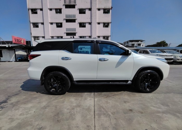 Used 9
                    TOYOTA
                     for Sale Image