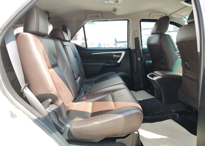 Used 9
                    TOYOTA
                     for Sale Image