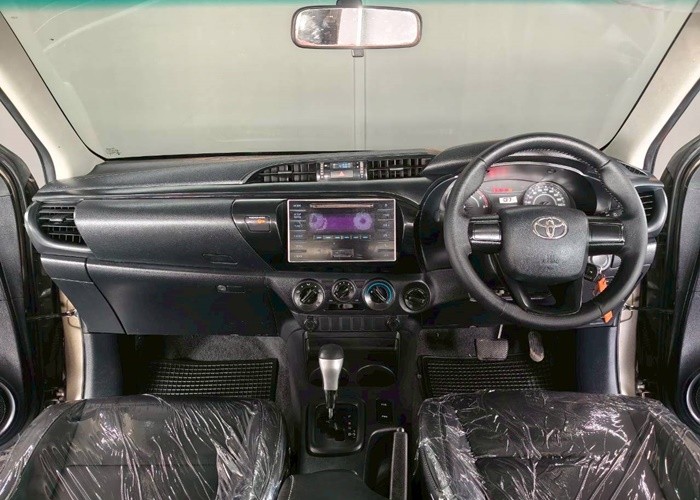Used 7
                    TOYOTA
                     for Sale Image