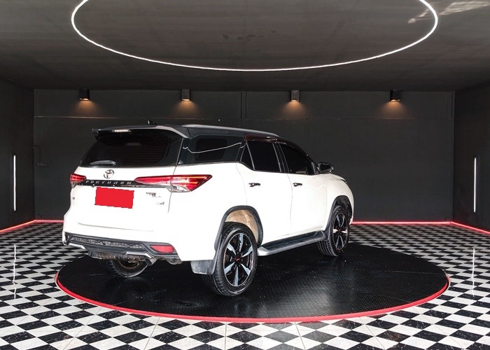 Used 4
                    TOYOTA
                     for Sale Image