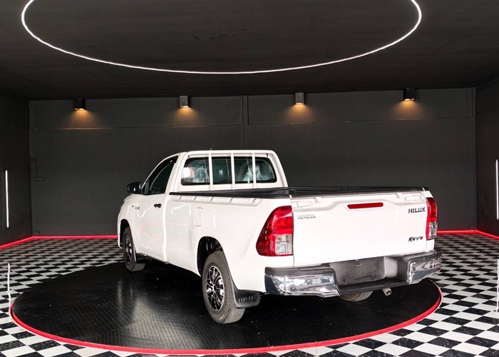 Used 5
                    TOYOTA
                     for Sale Image