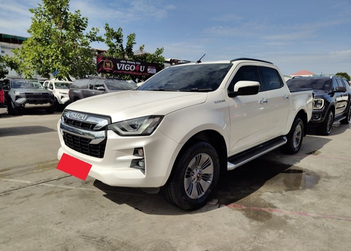 ISUZU
             
                 for Sale for Sale