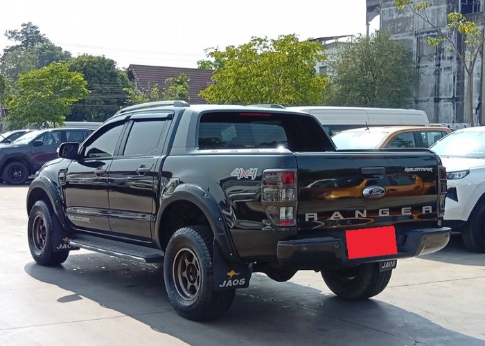 Used 8
                    FORD
                     for Sale Image