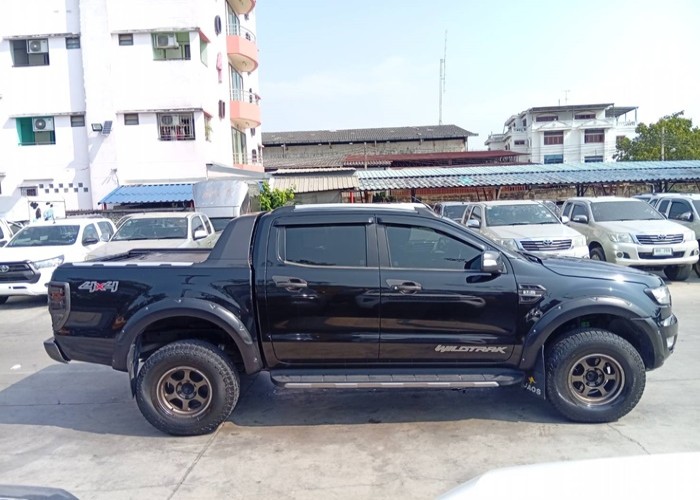 Used 8
                    FORD
                     for Sale Image