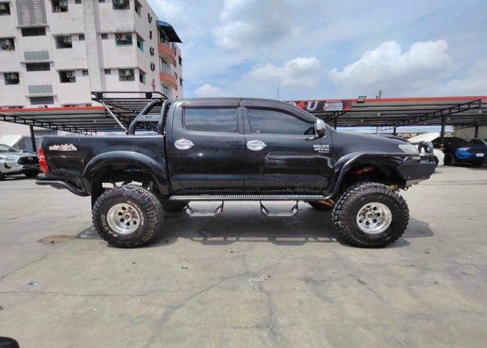 Used 12
                    TOYOTA
                     for Sale Image