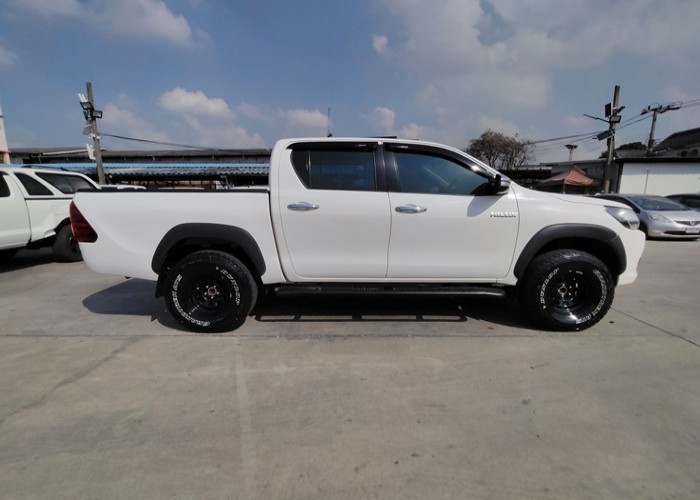 Used 8
                    TOYOTA
                     for Sale Image