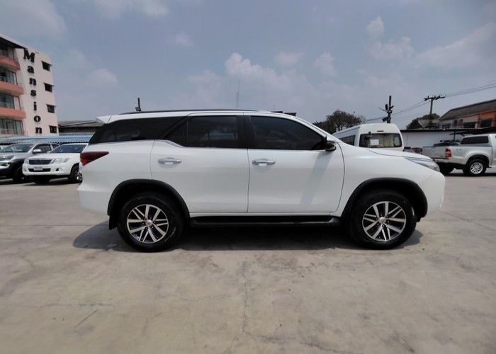 Used 11
                    TOYOTA
                     for Sale Image