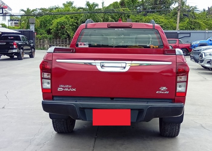 Used 1
                    ISUZU
                     for Sale Image