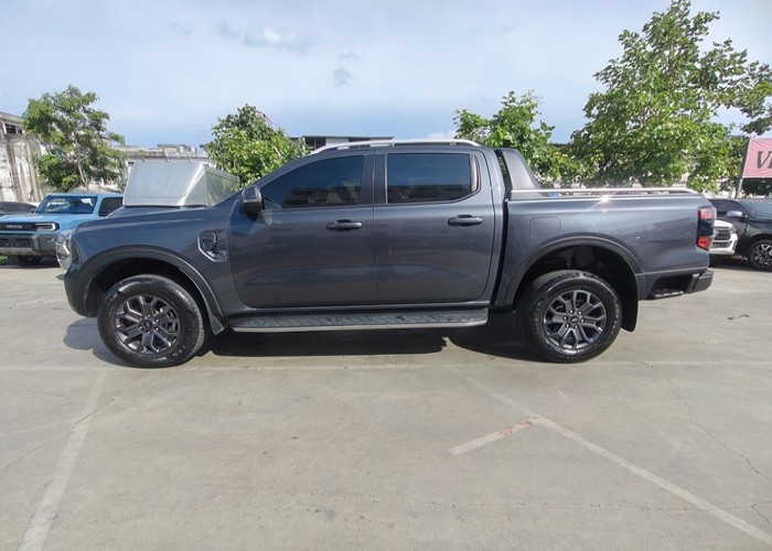 Used 12
                    FORD
                     for Sale Image