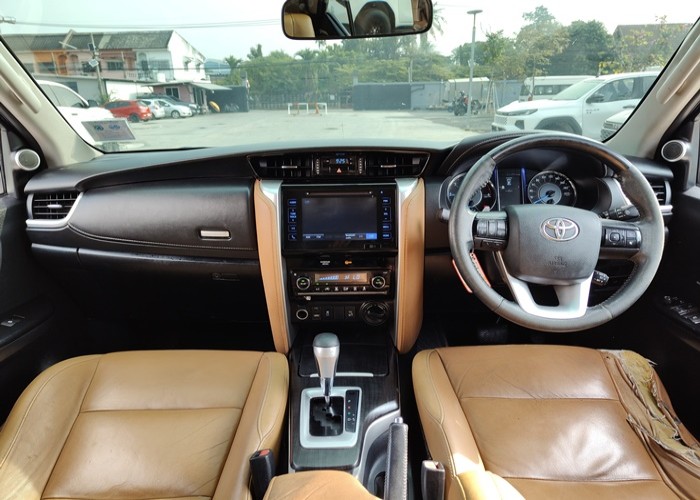 Used 4
                    TOYOTA
                     for Sale Image