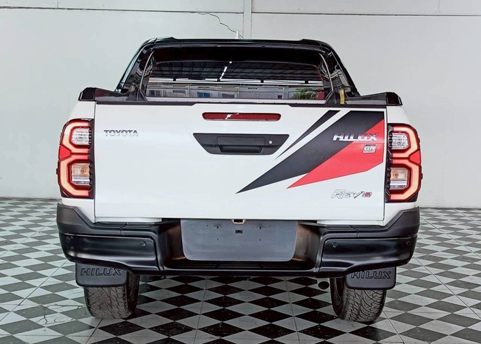 Used 9
                    TOYOTA
                     for Sale Image