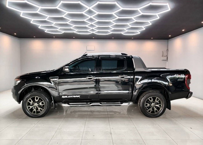 Used 7
                    FORD
                     for Sale Image