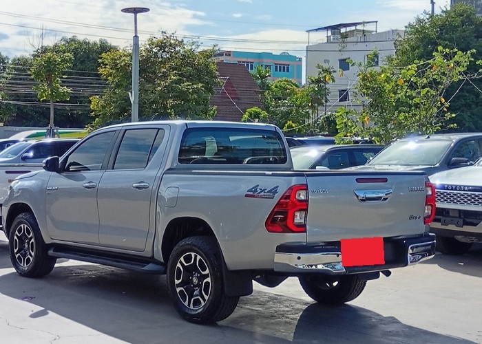 Used 6
                    TOYOTA
                     for Sale Image