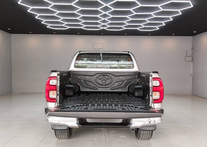 Used 6
                    TOYOTA
                     for Sale Image