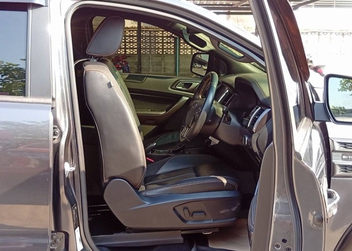 Used 12
                    FORD
                     for Sale Image