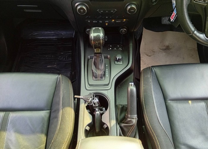 Used 12
                    FORD
                     for Sale Image