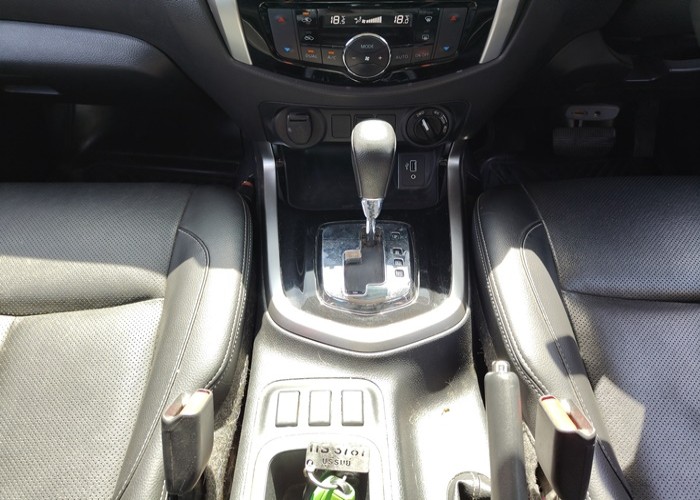 Used 6
                    NISSAN
                     for Sale Image