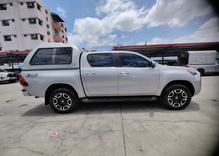 Used 6
                    TOYOTA
                     for Sale Image