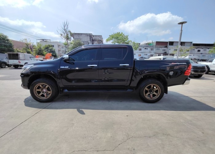 Used 9
                    TOYOTA
                     for Sale Image