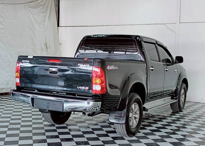 Used 8
                    TOYOTA
                     for Sale Image