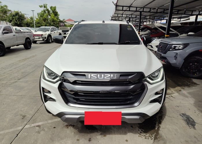 Used 1
                    ISUZU
                     for Sale Image