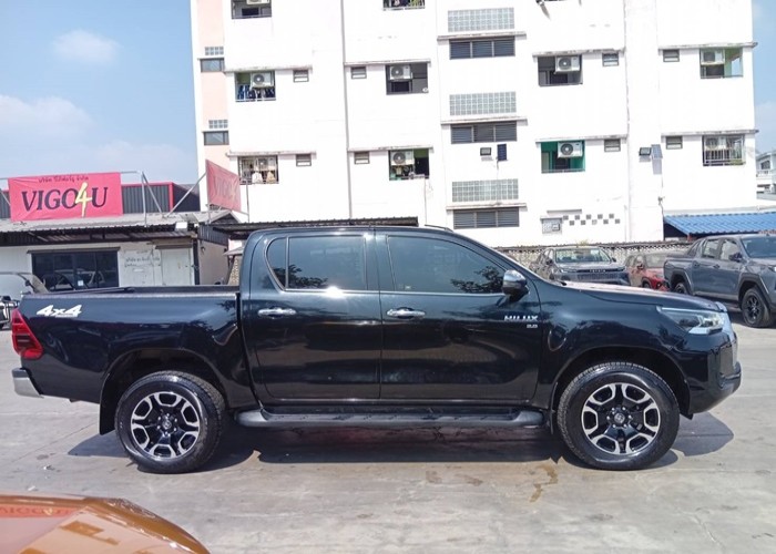 Used 11
                    TOYOTA
                     for Sale Image