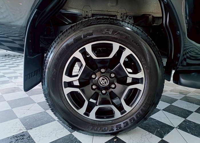 Used 11
                    TOYOTA
                     for Sale Image