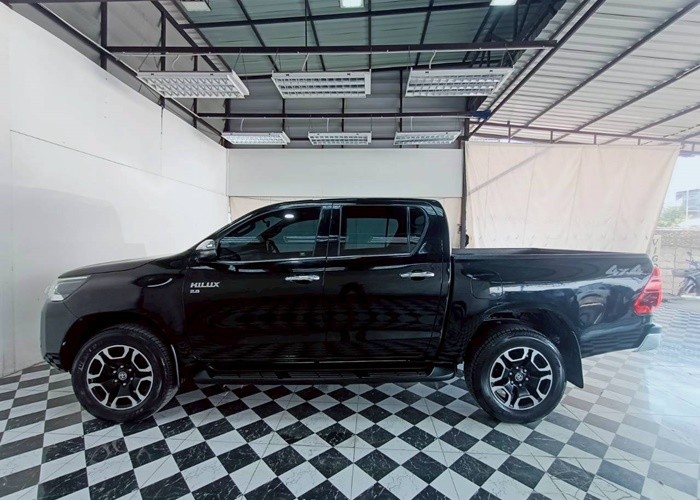 Used 11
                    TOYOTA
                     for Sale Image