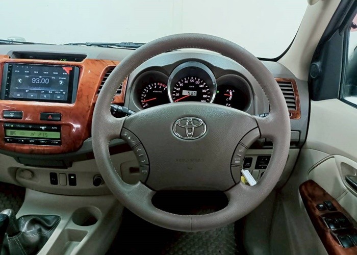 Used 5
                    TOYOTA
                     for Sale Image