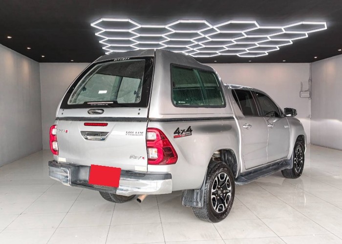 Used 6
                    TOYOTA
                     for Sale Image