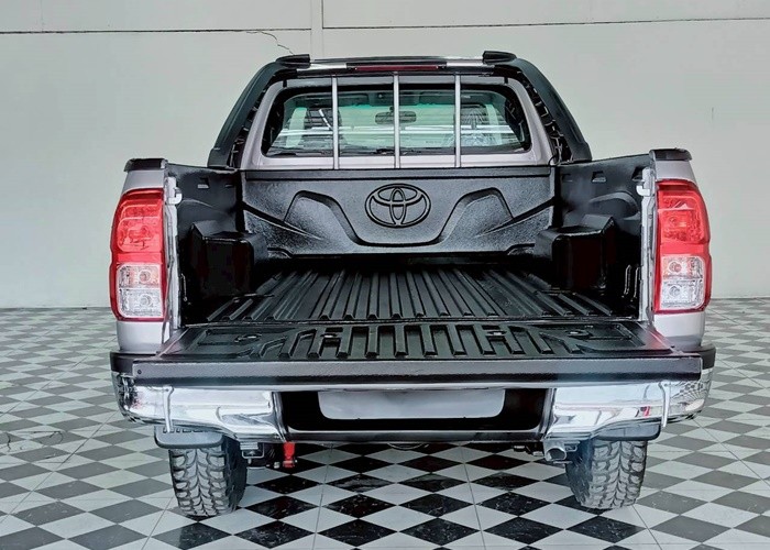 Used 12
                    TOYOTA
                     for Sale Image